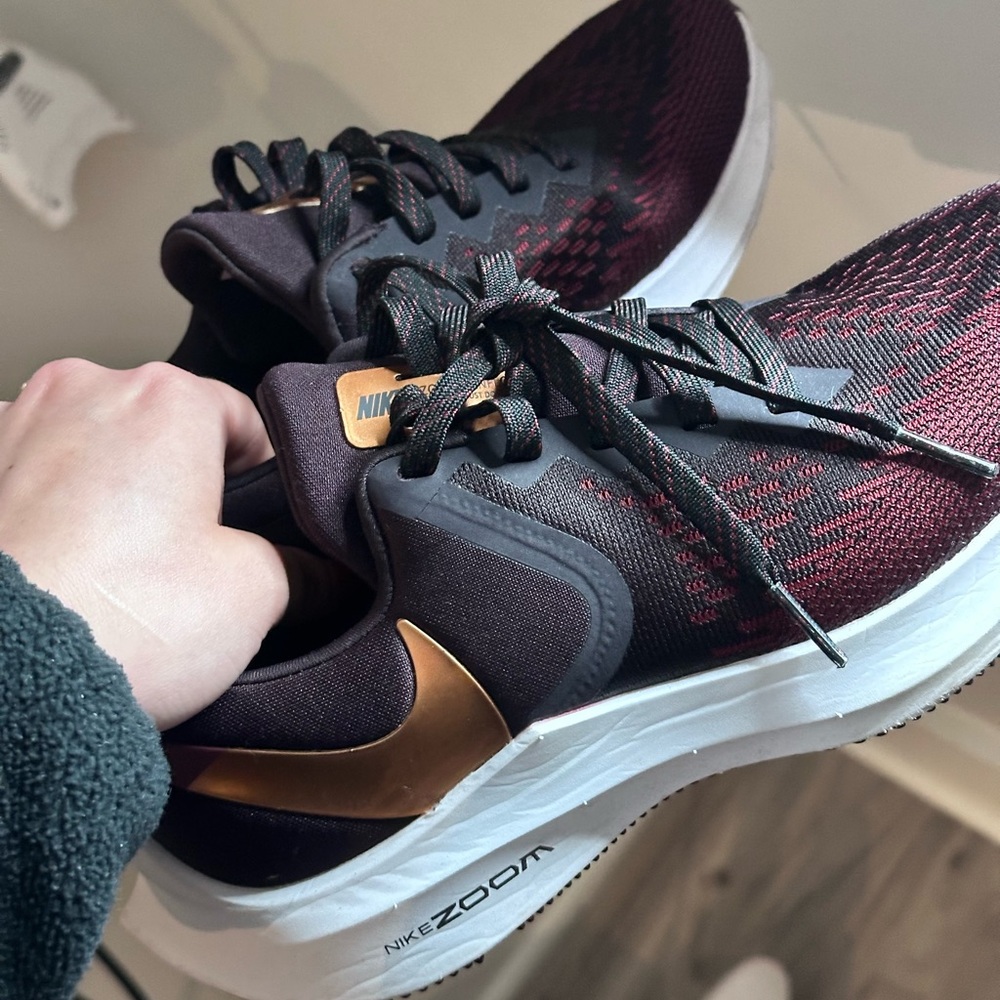 Selling Cute Burgundy Nikes, used once!